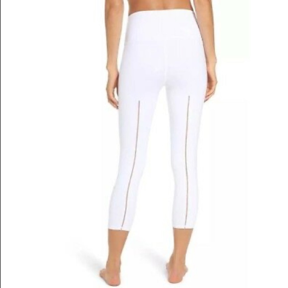 All dash Capri legging